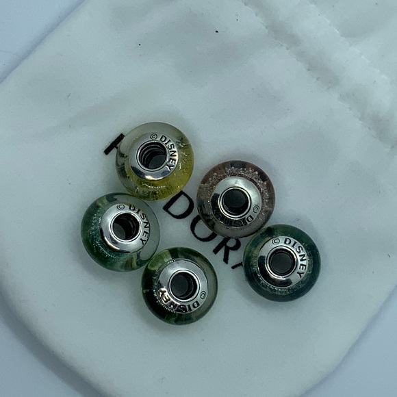 PANDORA Disney Princess Murano Glow Charms- Set! - Picture 5 of 6